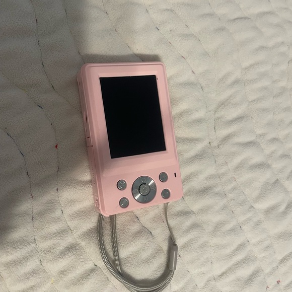 Pink Portable digital camera - Picture 2 of 2